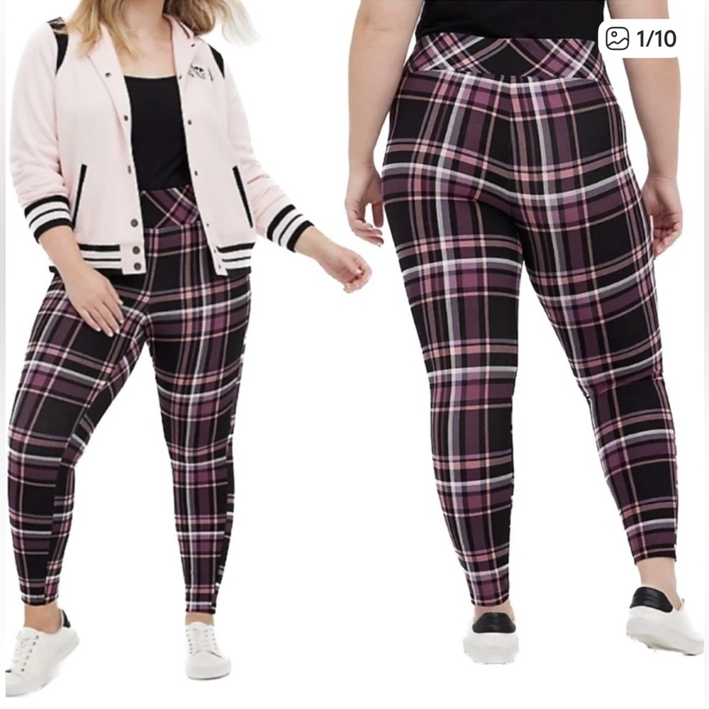 Torrid Pixie Skinny Studio Luxe Ponte
High-Rise
Pant Pink Plaid